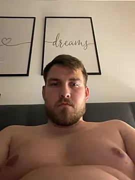 Snapshot of MarcoFootlover1 chatting on July 2026 05:25:02 AM MarcoFootlover1 online show from July 2026 05:25:02 AM