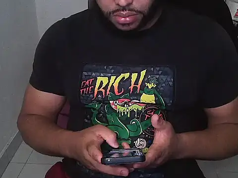 Snapshot of Bowser1010 chatting on July 2026 02:07:01 AM Bowser1010 online show from July 2026 02:07:01 AM