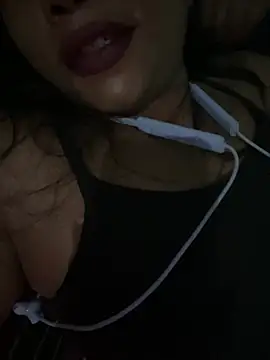 Miss-puhu online show from July 2026 05:04:02 PM