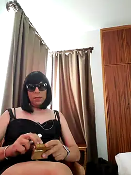ladyofthenightlondon online show from July 2026 06:19:02 AM