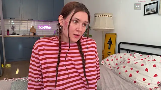 Red OnTop online show from July 2026 02:04:01 AM