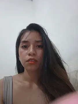 kylieathena online show from July 2026 07:02:02 AM