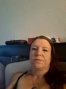 Snapshot of 420Gal7597 chatting on July 2026 12:35:01 AM 420Gal7597 online show from July 2026 12:35:01 AM