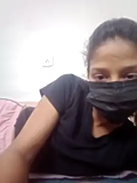 Snapshot of Lovely-Gupta chatting on July 2026 05:00:02 PM Lovely-Gupta online show from July 2026 05:00:02 PM