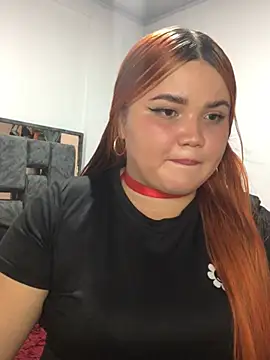 Snapshot of XMia9 chatting on July 2026 05:55:02 AM XMia9 online show from July 2026 05:55:02 AM