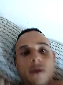 davidflz95 online show from July 2026 06:10:02 PM