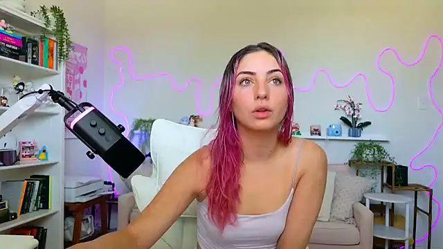 bellabeau online show from July 2026 04:55:02 PM