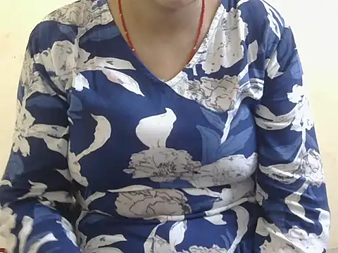 Snapshot of Phool_kumari chatting on July 2026 05:11:02 AM Phool kumari online show from July 2026 05:11:02 AM