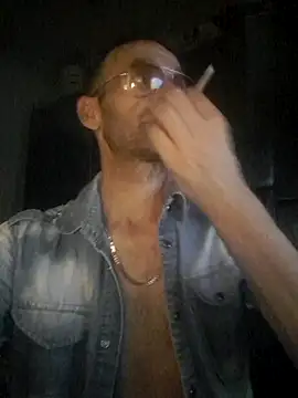 Snapshot of Argentino80 chatting on August 2026 10:41:01 PM Argentino80 online show from August 2026 10:41:01 PM