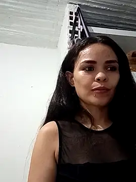 Snapshot of katryonax chatting on July 2026 03:20:01 AM katryonax online show from July 2026 03:20:01 AM