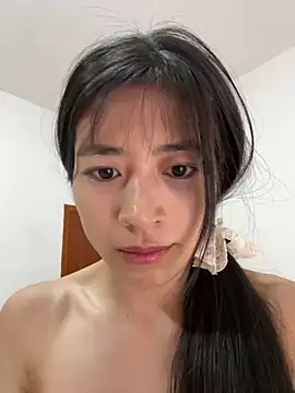 Snapshot of yiyiya520 chatting on July 2026 01:03:01 PM yiyiya520 online show from July 2026 01:03:01 PM