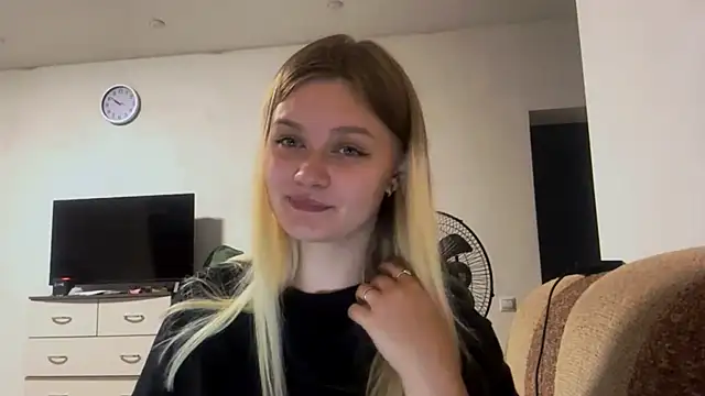 Snapshot of MaggyVerse chatting on July 2026 02:47:02 PM MaggyVerse online show from July 2026 02:47:02 PM