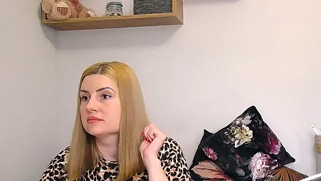 alisenties online show from April 2026 03:45:01 PM