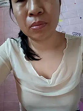 Snapshot of hhzy2 chatting on July 2026 06:33:02 AM hhzy2 online show from July 2026 06:33:02 AM