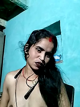 Snapshot of Simran_Love143 chatting on July 2026 03:36:02 PM Simran Love143 online show from July 2026 03:36:02 PM