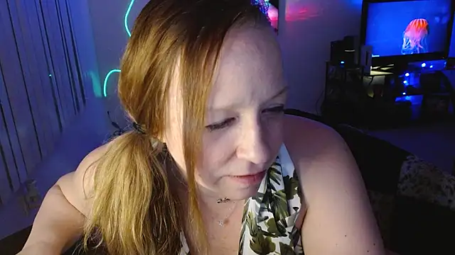 Snapshot of XxMs_StarzxX chatting on February 2026 02:05:01 AM XxMs StarzxX online show from February 2026 02:05:01 AM