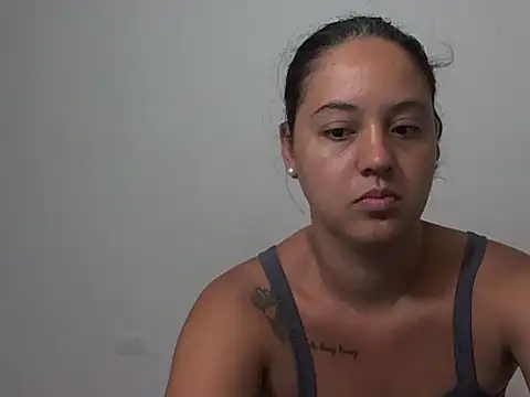 Snapshot of Zoe_Bluee_ chatting on July 2026 11:12:01 AM Zoe Bluee online show from July 2026 11:12:01 AM