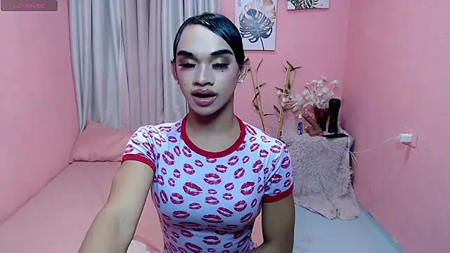VivienneLuxe online show from July 2026 07:12:01 AM