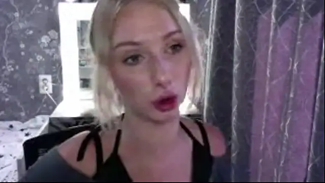 Snapshot of ellisweets chatting on August 2026 10:39:02 AM ellisweets online show from August 2026 10:39:02 AM