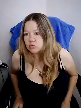 Juliamodest1 online show from July 2026 01:47:02 AM