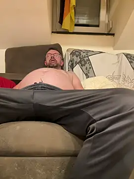 Snapshot of Alfredrolf chatting on July 2026 10:45:01 PM Alfredrolf online show from July 2026 10:45:01 PM