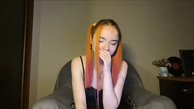 AmberRammerr online show from July 2026 10:39:01 AM
