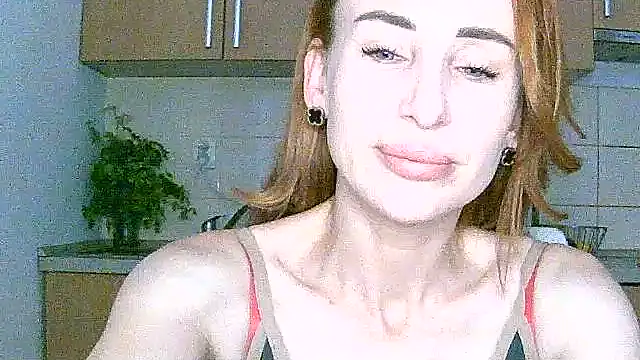 Snapshot of AimeeAlanx chatting on July 2026 10:13:01 AM AimeeAlanx online show from July 2026 10:13:01 AM