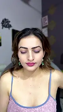 Snapshot of oopsiechoudhary chatting on July 2026 05:00:02 PM oopsiechoudhary online show from July 2026 05:00:02 PM