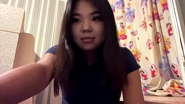 Snapshot of JohannaMickiewicz chatting on July 2026 03:19:02 PM JohannaMickiewicz online show from July 2026 03:19:02 PM