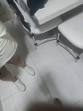 robepretoxeso online show from July 2026 10:23:01 PM