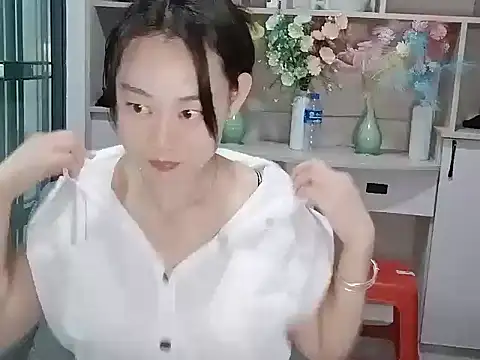 Snapshot of XIAxia00001 chatting on July 2026 01:13:01 PM XIAxia00001 online show from July 2026 01:13:01 PM