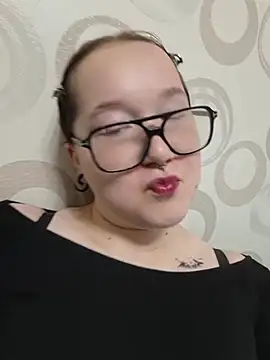 FionaDior online show from July 2026 03:10:01 PM
