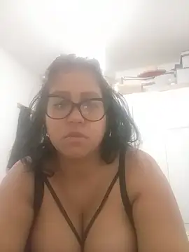 Snapshot of Ally-tete chatting on July 2026 12:31:01 AM Ally-tete online show from July 2026 12:31:01 AM