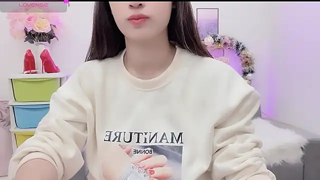 Snapshot of Katy_Bae chatting on December 2024 09:39:02 AM Katy Bae online show from December 2024 09:39:02 AM