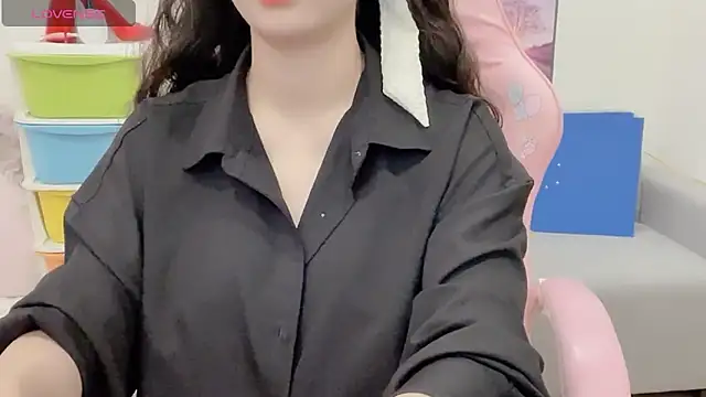 Snapshot of Katy_Bae chatting on March 2025 06:43:02 AM Katy Bae online show from March 2025 06:43:02 AM