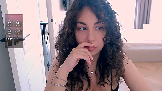 Snapshot of CurlyJade_ chatting on July 2026 10:03:01 AM CurlyJade online show from July 2026 10:03:01 AM
