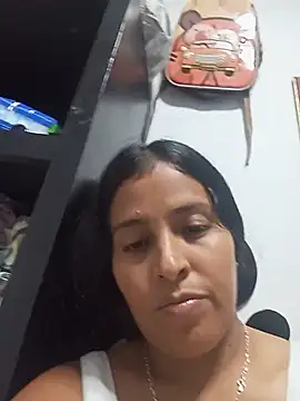 Snapshot of Hurtad_12 chatting on August 2026 05:45:02 AM Hurtad 12 online show from August 2026 05:45:02 AM