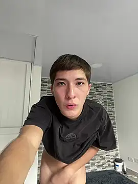 Snapshot of noah_kirt_ chatting on July 2026 11:02:02 PM noah kirt online show from July 2026 11:02:02 PM