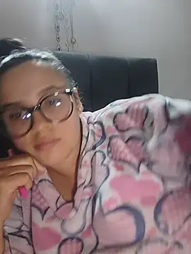 Snapshot of Mia_Rouse6 chatting on July 2026 12:42:01 AM Mia Rouse6 online show from July 2026 12:42:01 AM