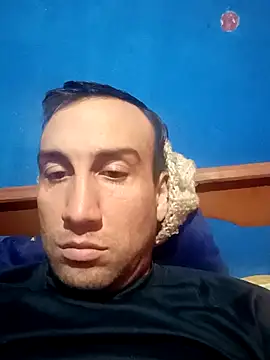 Snapshot of elvakero1988 chatting on July 2026 05:33:02 PM elvakero1988 online show from July 2026 05:33:02 PM