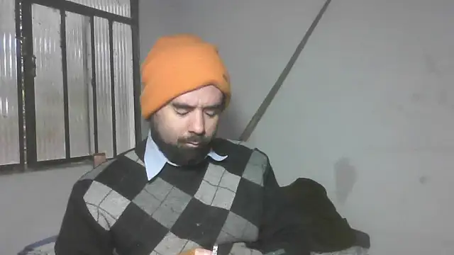 Snapshot of Smoker_lounge chatting on July 2026 06:28:01 PM Smoker lounge online show from July 2026 06:28:01 PM