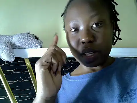 Snapshot of Misslovvie chatting on July 2026 08:28:02 PM Misslovvie online show from July 2026 08:28:02 PM