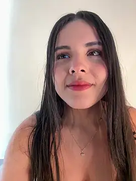 Snapshot of IvyValentine chatting on October 2025 07:01:02 PM IvyValentine online show from October 2025 07:01:02 PM