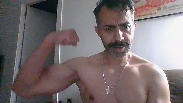 Lucasferx online show from July 2026 10:40:02 PM