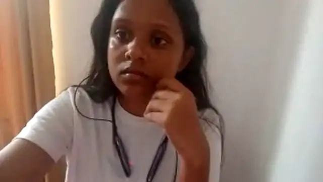 Snapshot of AngelisseRose chatting on July 2026 08:10:02 AM AngelisseRose online show from July 2026 08:10:02 AM