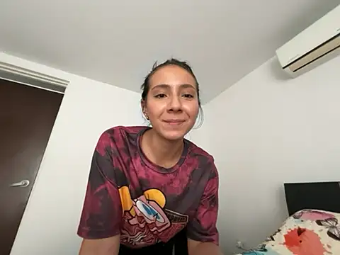 Snapshot of Jenniieebellx chatting on July 2026 09:32:01 PM Jenniieebellx online show from July 2026 09:32:01 PM