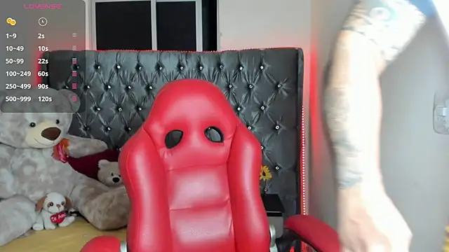 Snapshot of mrloganfuck1 chatting on July 2026 07:02:02 AM mrloganfuck1 online show from July 2026 07:02:02 AM