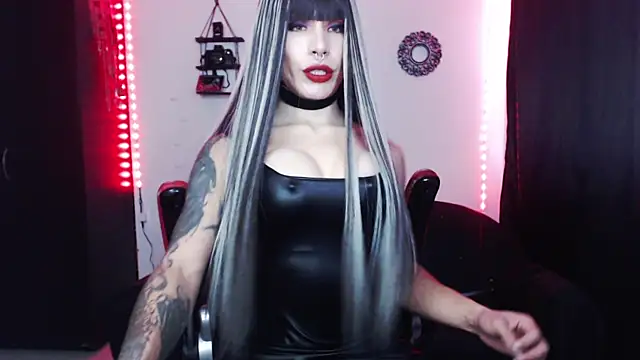 Snapshot of april_simons2 chatting on January 2025 05:00:02 PM april simons2 online show from January 2025 05:00:02 PM