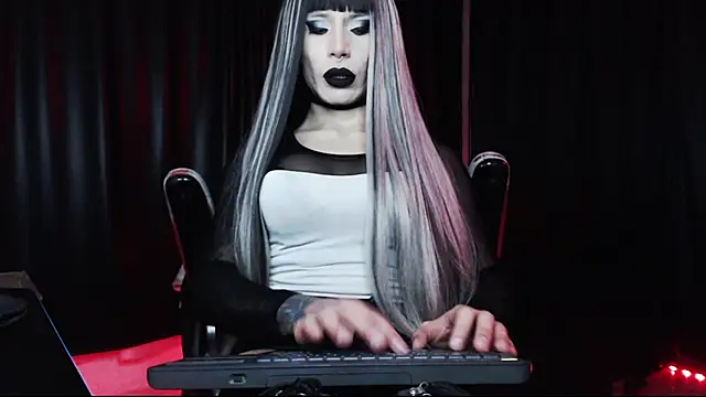 Snapshot of april_simons2 chatting on October 2025 04:00:02 AM april simons2 online show from October 2025 04:00:02 AM