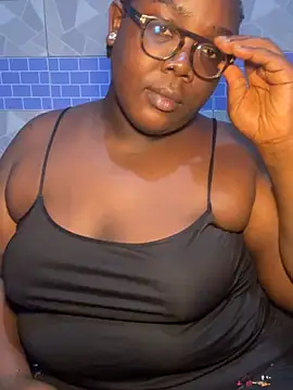 Snapshot of bigblackghurl chatting on July 2026 11:15:02 PM bigblackghurl online show from July 2026 11:15:02 PM